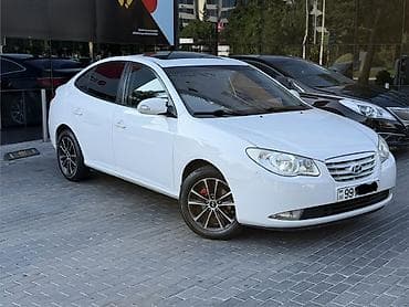 07 peredok: Hyundai Elantra: 2 l | 2009 il Sedan — 3