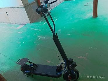 samokat baki: İşlənmiş Elektrik samokat 10", > 1000 Vt, > 45 km/s, Ödənişli çatdırılma — 4