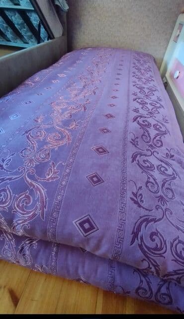 Böyüklər üçün Bir nəfərlik Yorğan