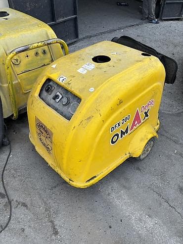 hava kampressor: OMAX DFX 200 “Delfin” sənaye tozsoranı - Brend/model: OMAX DFX 200 — 2