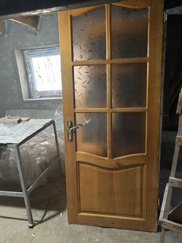 Qida məhsulları: Taxta şüşəli otaq qapısı - Material: təbii ağac (şıq açıq-qəhvəyi — 3