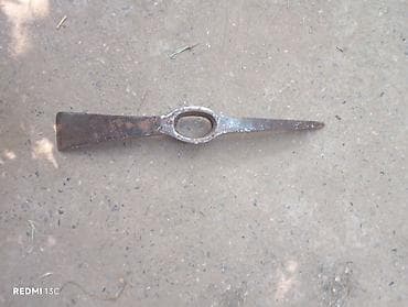 İkiucu dəmir kürək/çəngəl başlığı (pickaxe head) - Material: bərk