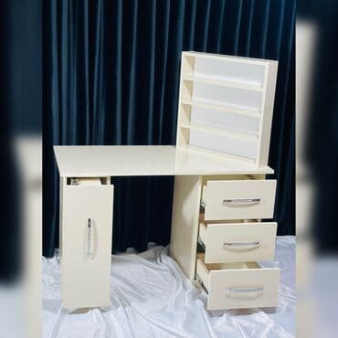 duvar saatlari: Yeni, Manikür üçün masa, Güzgüsüz — 1