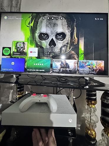 1001 oyunlar: Xbox one S 1 Tb İçinde oyun yoxdu Pulsuz birçox oyun olur — 1