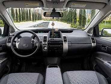 larzon disk: Toyota Prius (XW20) hibrid hetçbek - Gümüşü rəng aerodinamik kuzov — 4