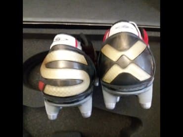 qapıçı əlcəyi qiyməti: Butslar Umbro, Ölçü: 42, Yeni — 3