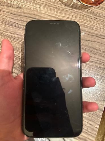 iphone 11 dubay: IPhone 11, Qara, Face ID — 2