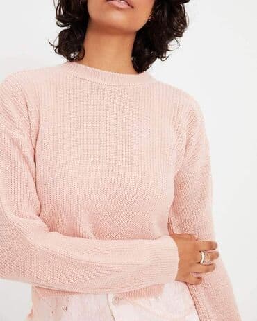 Teze,etiketi uzerindeM razmer.Sifarisle getirilib.Razmer uygun