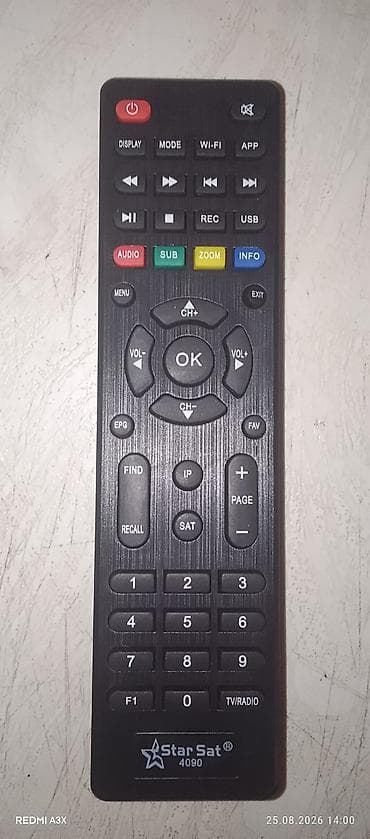 boks tv: StarSat 4090 üçün pult Xüsusiyyətlər: - StarSat 4090 qəbulediciləri — 3