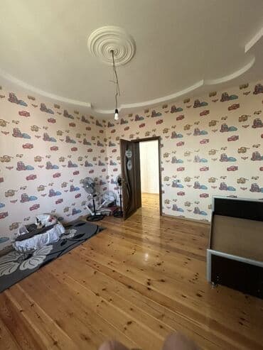 qutqaşınlı küçəsi: 7 otaqlı, 144 kv. m, Orta təmir — 13