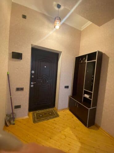 yeni gunəşlidə 1 otaqlı evlər: Binəqədi rayonu,9 mkr,Tərlan şadlıq sarayı yaxınlığı,19 — 3