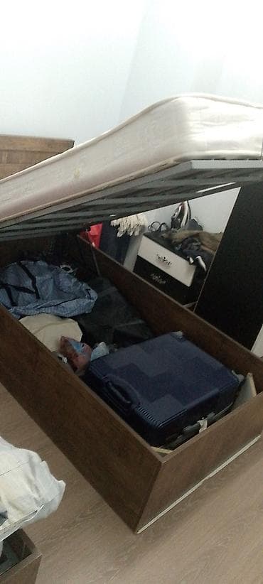matras tək: Təknəfərlik çarpayı, Bazalı, Matras ilə, Siyirməsiz — 2