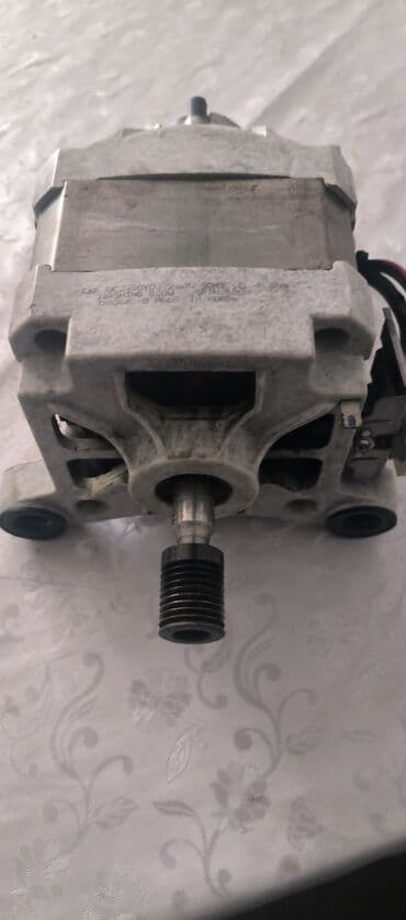 12 volt mator: Paltaryuyan motoru (kollektor tipli) - Ümumi təyinat: Ön yükləməli — 1