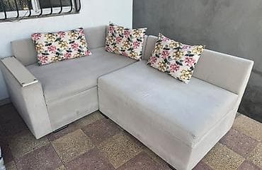 Künc divan açılmır baza var. 120 ₼. Ölçü 2/1,50 metr. Dərinlik 70 — 1