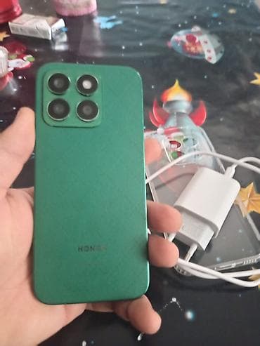 TV və video: Honor 8C, 256 GB, rəng - Yaşıl, Barmaq izi — 1