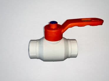 pe borular: Ağ rəngli plastik şar klapanı. Narıncı rəngli tutacağı var və — 2