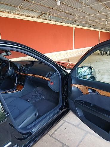 disk qabi: Mercedes-Benz E 240: 2.6 l | 2002 il Sedan — 5