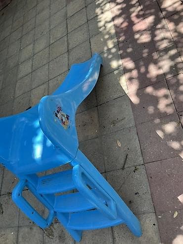 kreditle drel: Mavi plastik uşaq sürüşkəni - Material: möhkəm, hava şəraitinə — 3