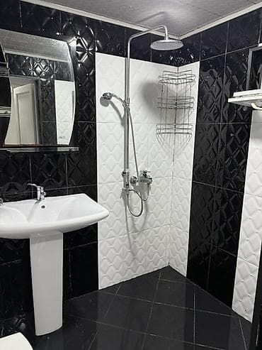Недвижимость: Telebe qıza 1nəfərə 150den verilir .4nəfər qalacaq öz tanışları olsa — 2
