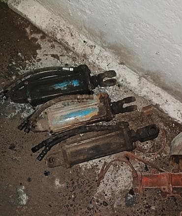 baklar ve cenler: Məhsul: Hidravlik silindrlər və metal qoruyucu qalxanlar (2 ədəd) — 7