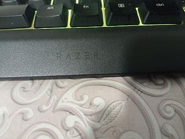 asus rog strix: Razer tam ölçülü klaviatura - Brend: Razer (korpus üzərində loqo) - — 2