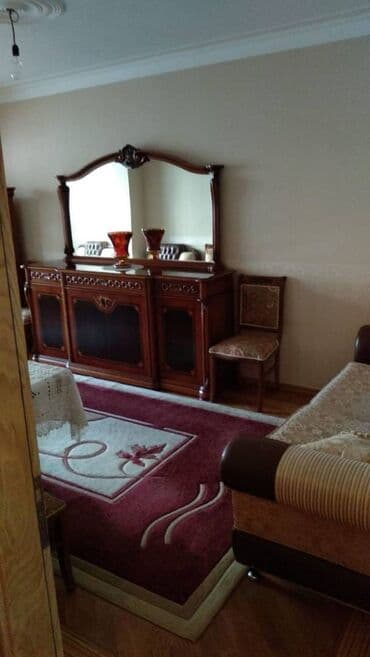 bag evleri is elanlari: Binəqədi rayonu,Mir Cəlal küçəsində,9 mertebe lelinqrad proyekti 3/9 — 1