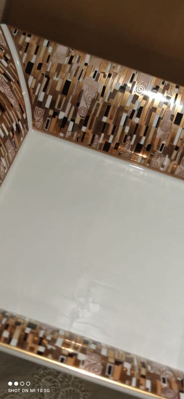 kofe servisi: Meyvə/Şirniyyat üçün Vaza__Kaiser brendi, farfor (Almaniya), qızıl — 5