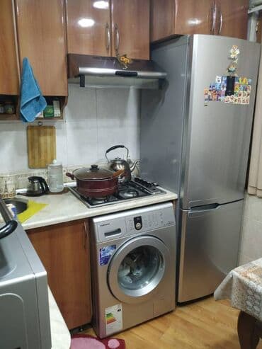 kiraye evler neftciler qarayev: Neftçilər metrosuna yaxın Baksel arenaya yaxin 5 mertebeli binanın — 11