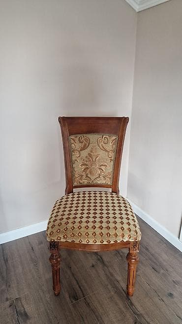 Qonaq otağı üçün, İşlənmiş, Açılan, Dördbucaq masa, 8 stul — 2