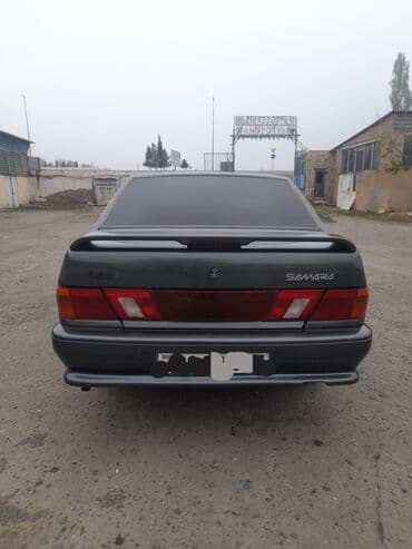 7 yerlik avtomobillər: Lada Samara hatchback - Kuzov: 5 qapılı hatchbek, arxa spoyler və — 2