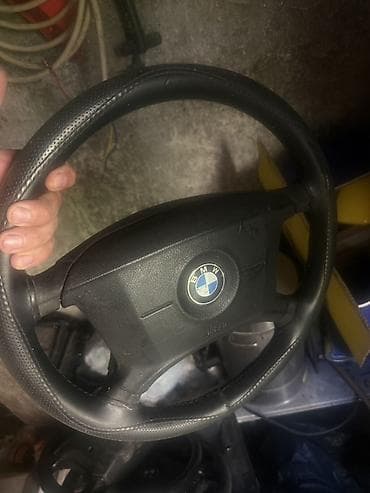bmw m3 e92: Bmw sukani e46 modelinden cixib .amma e36 e39 e34 modellerine gedir — 2