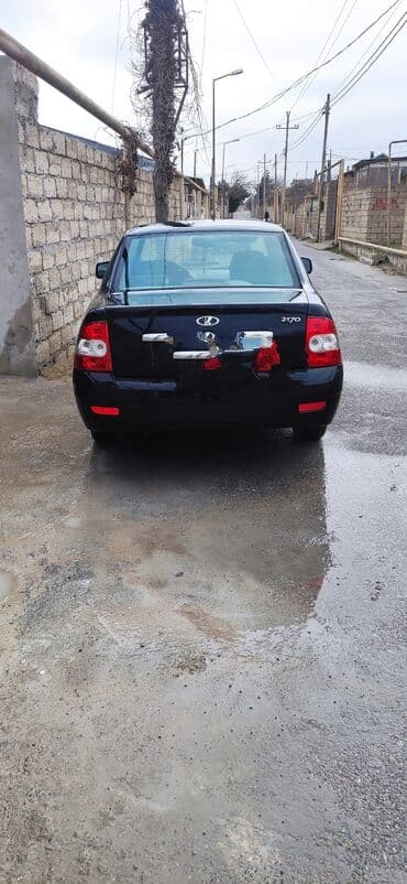 Jeep: VAZ (LADA) Priora: 1.6 l | 2009 il 290000 km Sedan — 3