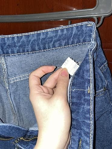 Cinslər: Hər biri 9 azn real istəyən əlaqə saxlasın. Məhsul: Qadın jeans — 5