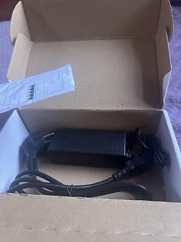 Dahua PoE Switch – DH-PFS3005-4P-58 Xüsusiyyətlər: - 4x PoE portu + — 3