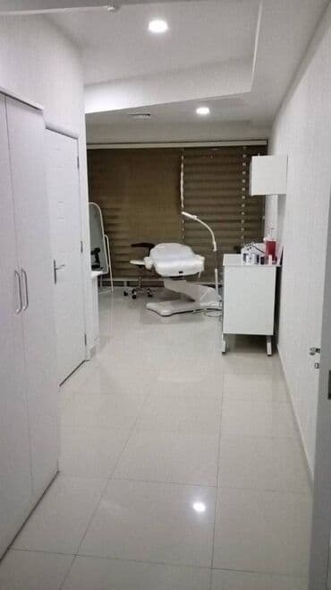 mərdəkanda evlər: Nərimanov rayonu Ğənclik metrosunun yaxınlığında(Estetik klinikada) — 2