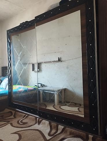 2 qapılı, Güzgülü, Qəhvəyi, Kupe, Düz dolab — 2