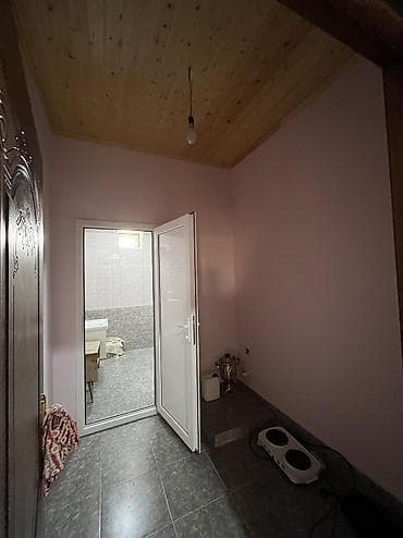 hovsanda satilan heyet evleri 2022: Ev mərdəkandadı obşi həyət 4sot yarımdı .3 otağ 1zal mətbəx — 10