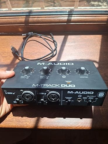 M-AUDIO DUO Satılır. yalnız 2 ay istifadə edilibo da qulaqcıqda