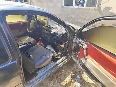 c4: Opel Corsa: 1.4 l | Hetçbek — 3