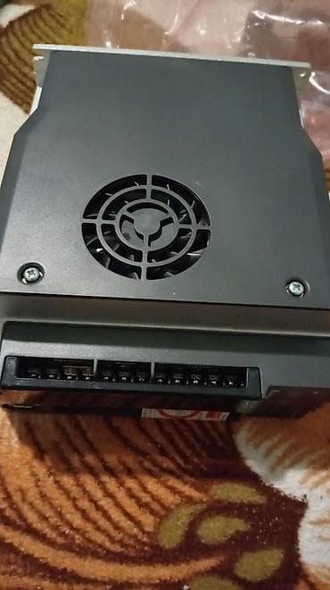 col ordəkləri: Delta AC Servo Drive – Model: ASD-B2-1521-B Xüsusiyyətlər: - Güc: 1.5 — 6