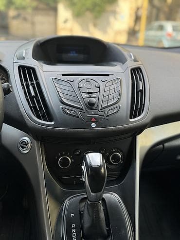 Продажа авто: Ford Kuga: 1.6 л | 2013 г. 130000 км Кроссовер — 7