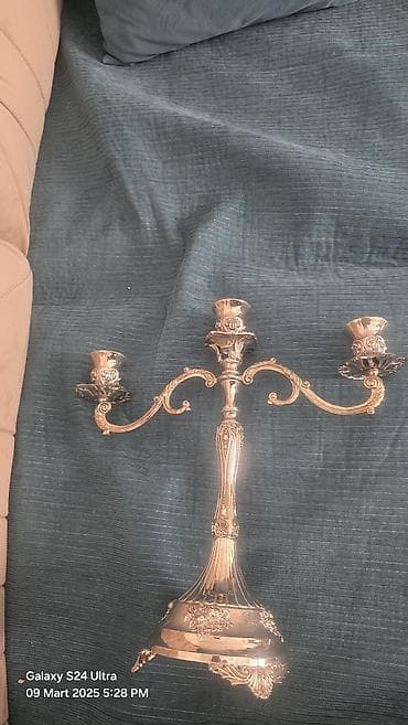 Klassik üslubda 3 şamlı şamdan - Material: metaldən hazırlanmış