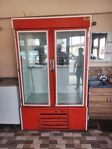 2 qapılı soyuducu: İki qapılı vitrin soyuducu - Brend: BSDY (üst hissədə etiket — 2