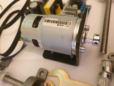 durujba matoru: Balaca mişar yığmaq üçün detallar və əlavə aksesuarlar. Mühərrik DC — 6