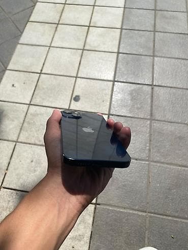 iphone 8 plu: IPhone 13, 128 GB, Qara, Face ID — 3