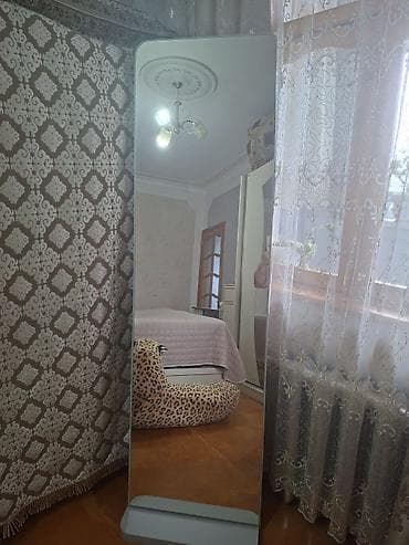 Güzgülər: Güzgü Döşəmə üstü, Düzbucaqlı, Sadə, Çərçivə ilə — 1