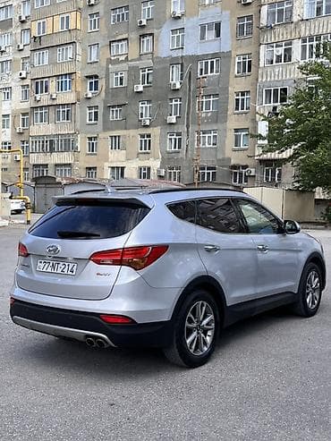 peri: Hyundai Santa Fe: 2 l | 2014 il Ofrouder/SUV — 2