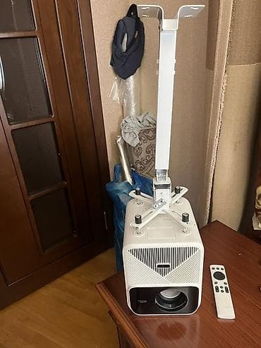 zoom: İşlənmiş Portativ Proyektor — 2