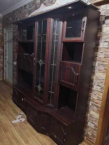 Ev üçün digər mallar: İşlənmiş, 3 qapılı Düz dolab, Dolab-asılqan — 4