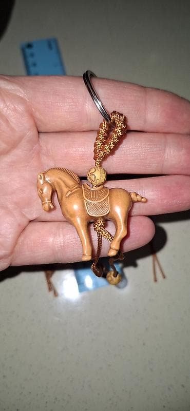 3D panellər: Брелок лошадка. Под дерево — 2